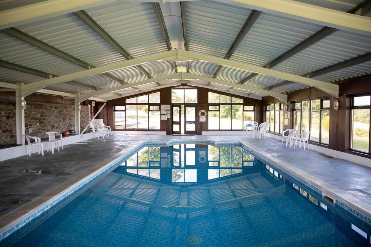 Stables Villa บู๊ด ภายนอก รูปภาพ